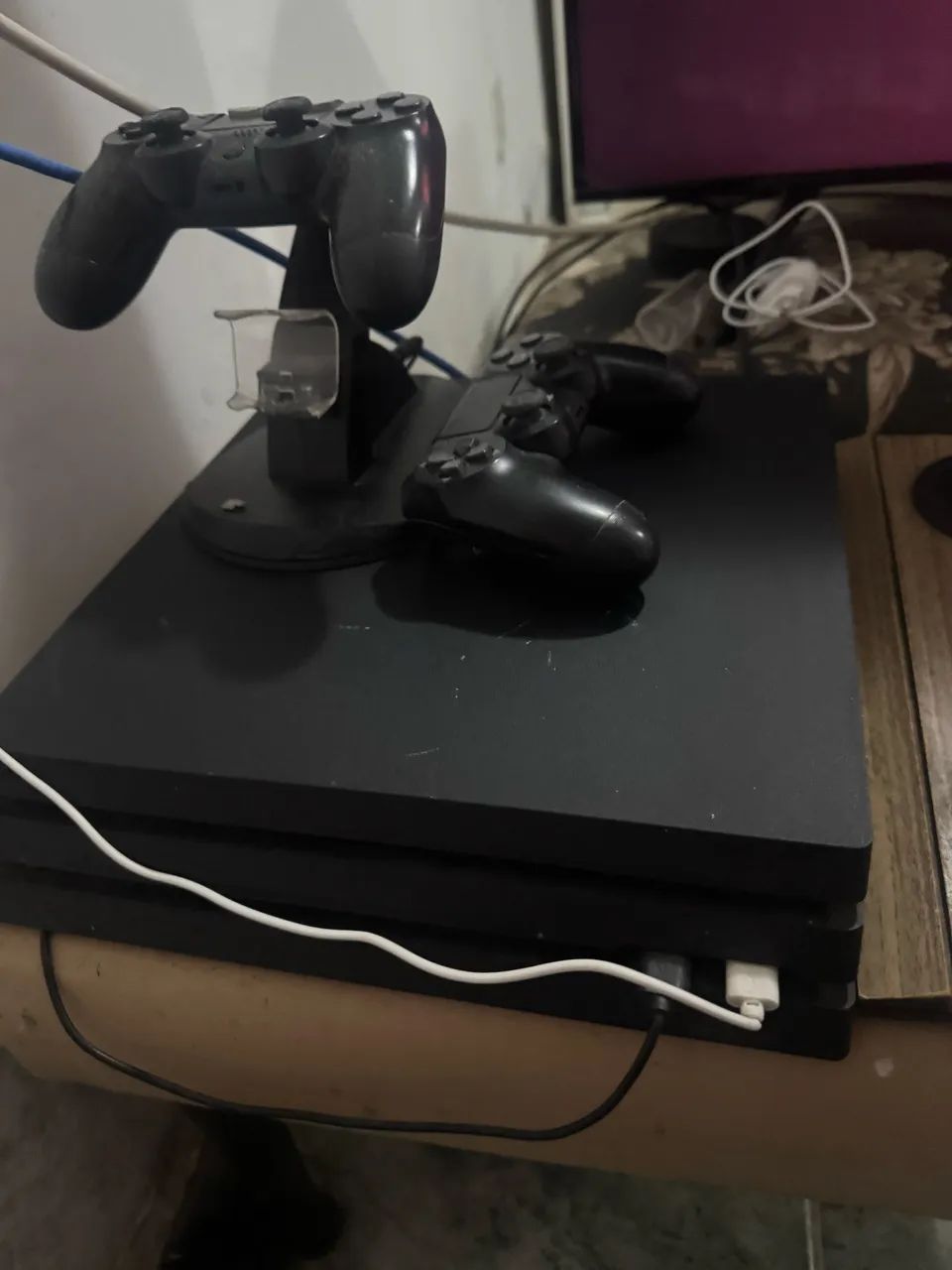 PS4 Pro 1tb - Foto 2
