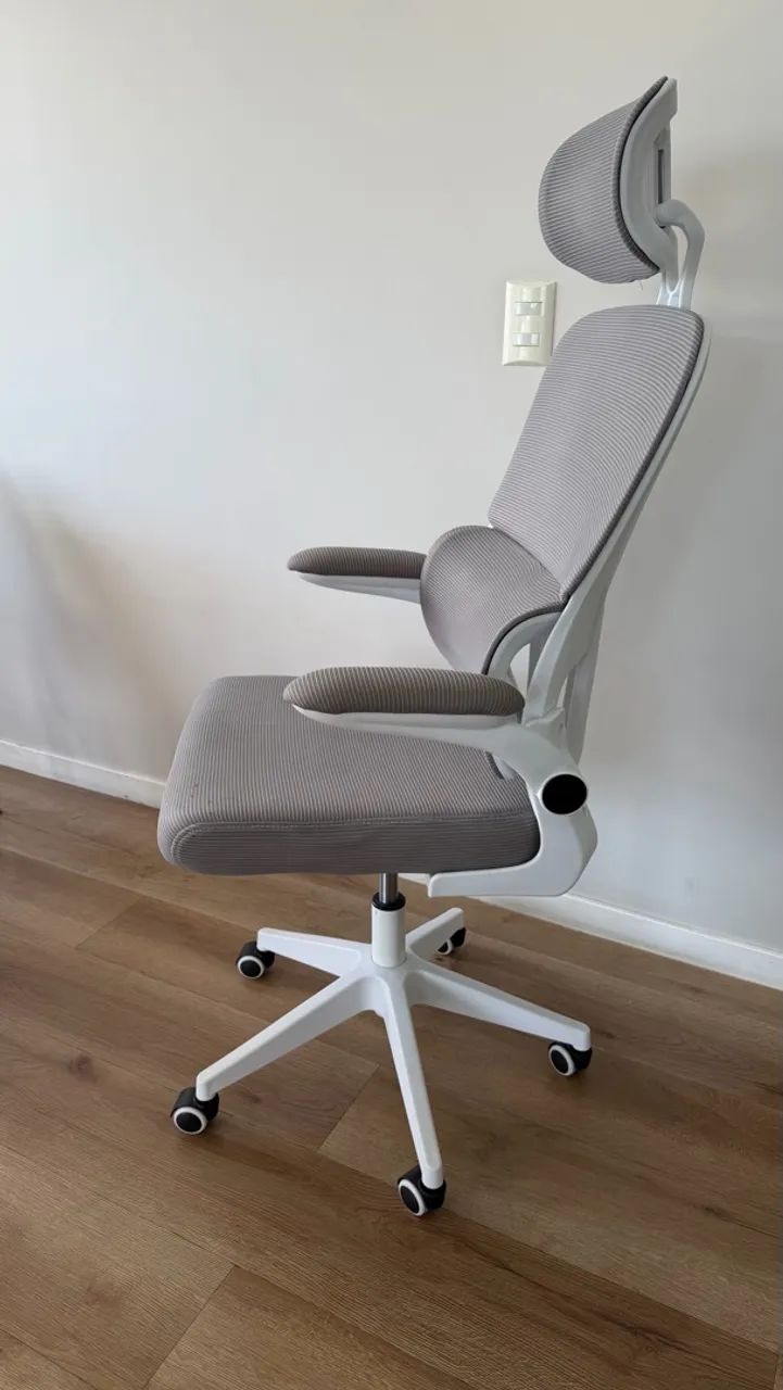 Cadeira ergonômica  - Foto 2