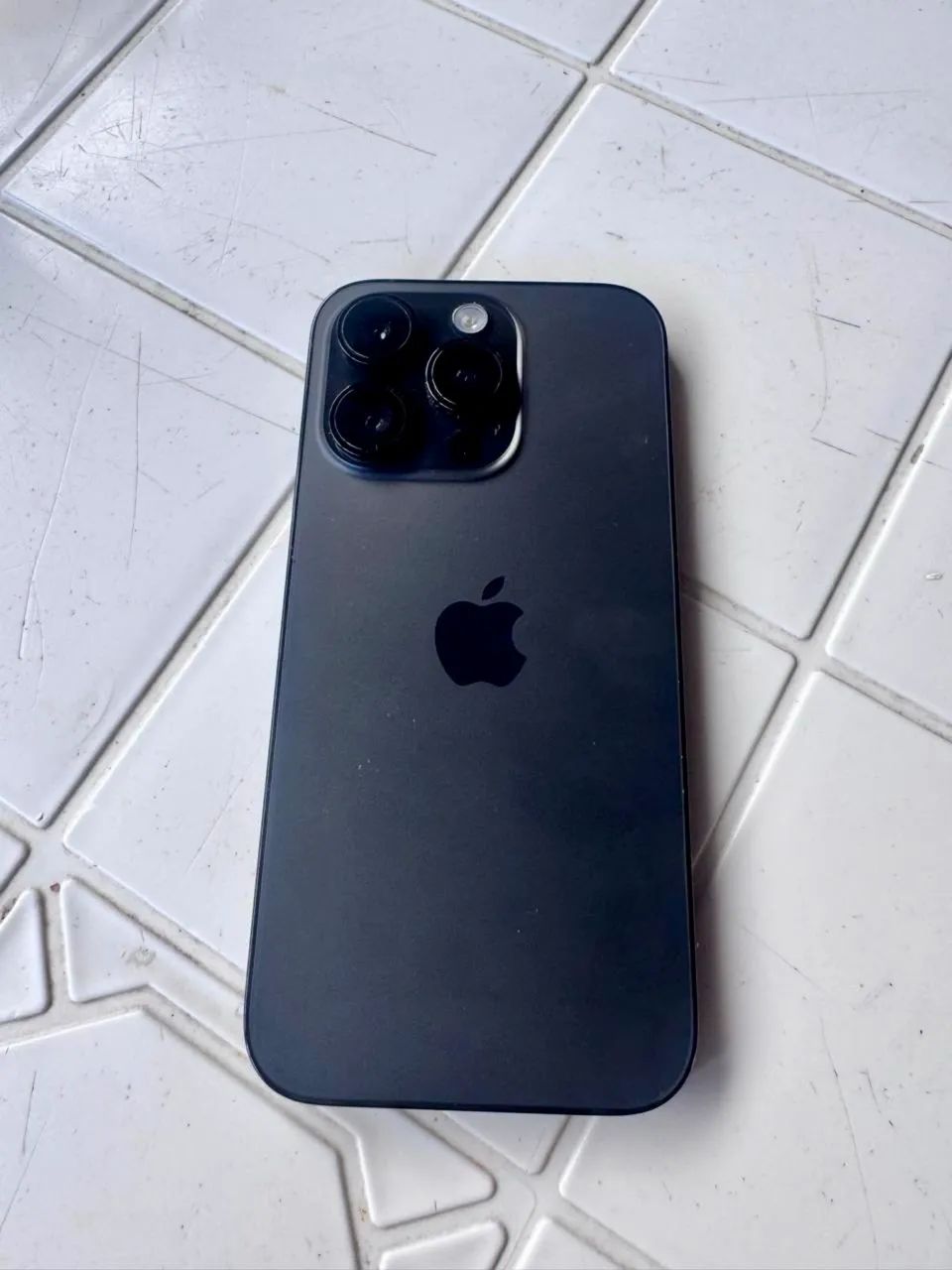 iPhone 12 Pro preto ótimo estado  - Foto 2