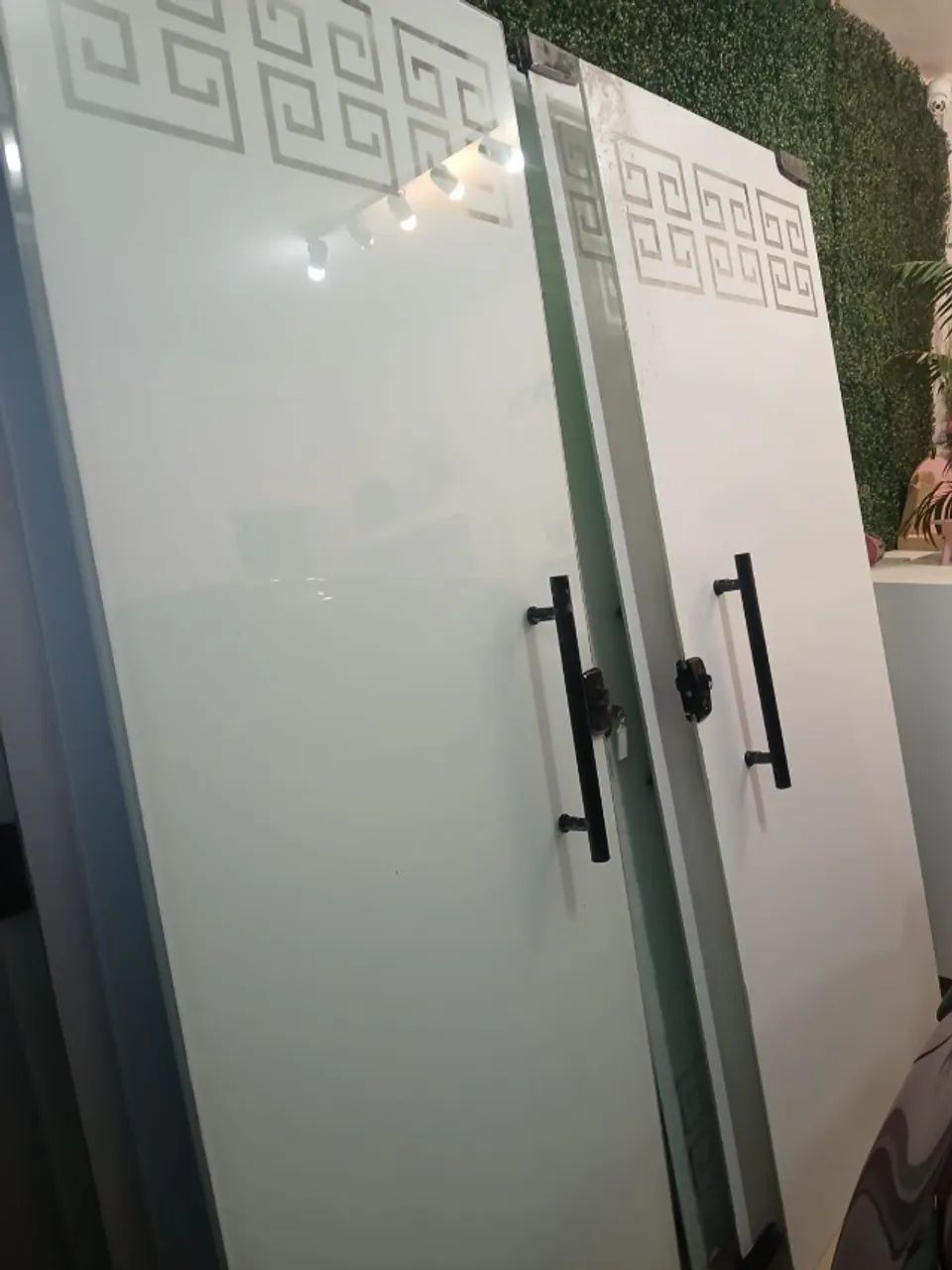Porta de Vidro Temperado Branco (Não é de correr) 