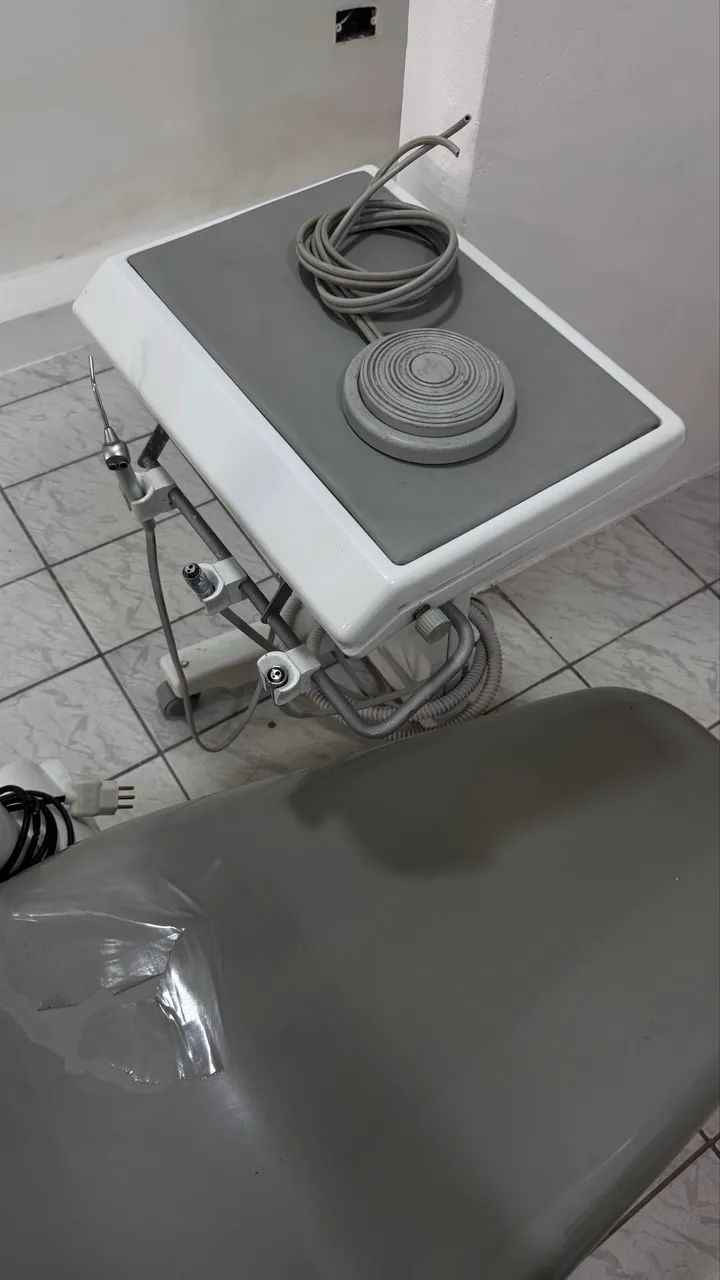 Cadeira Odontológica  - Foto 3