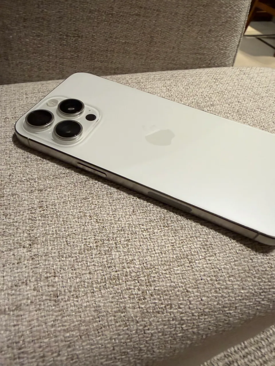 Apple iPhone 14 Pro Max (512 Gb) - Prateado sem detalhes