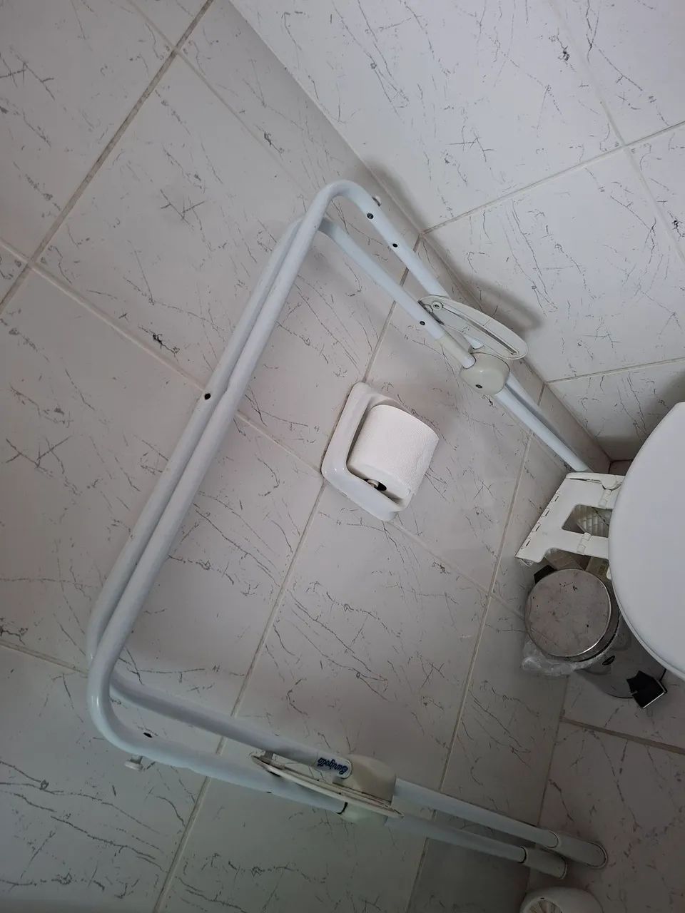 Banheira bebê com suporte  - Foto 4