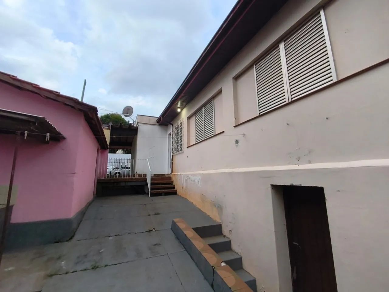 CASA PARA LOCAÇÃO EM UVARANAS - Foto 2