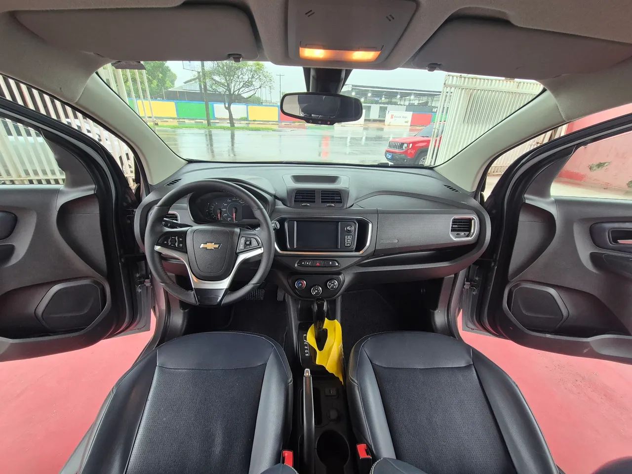 Chevrolet Spin Premier 1.8 8V Econo.flex 5P Aut. 2024 - Foto 3
