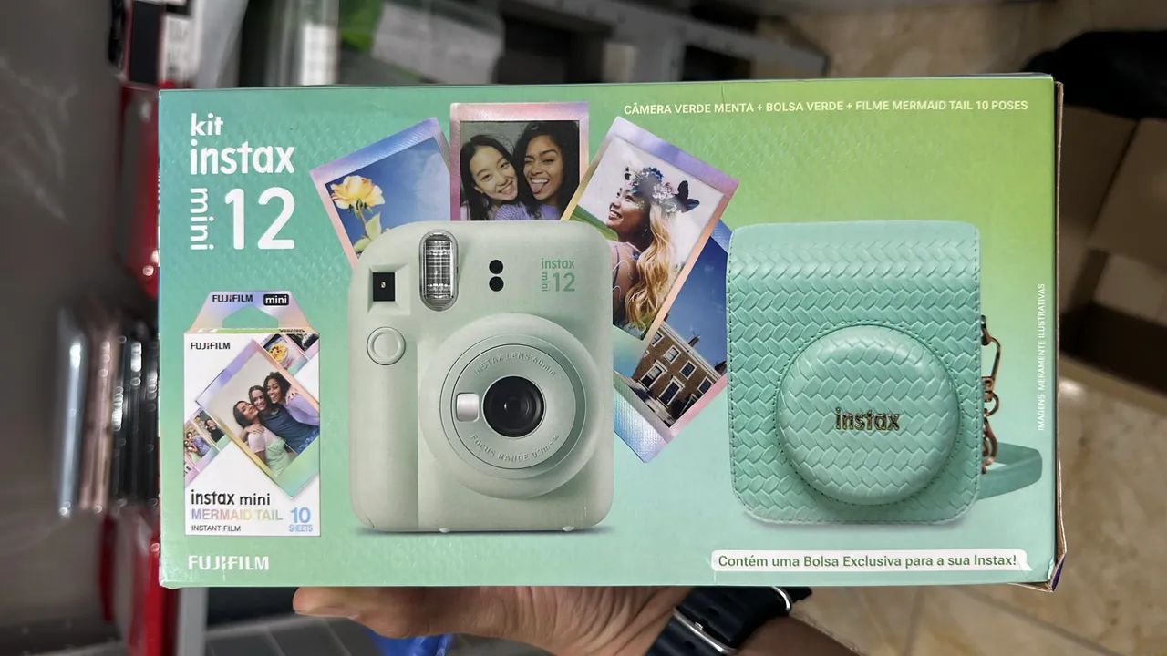 Kit Instax Mini com Câmera, Bolsa e Filmes - Verde - Foto 2