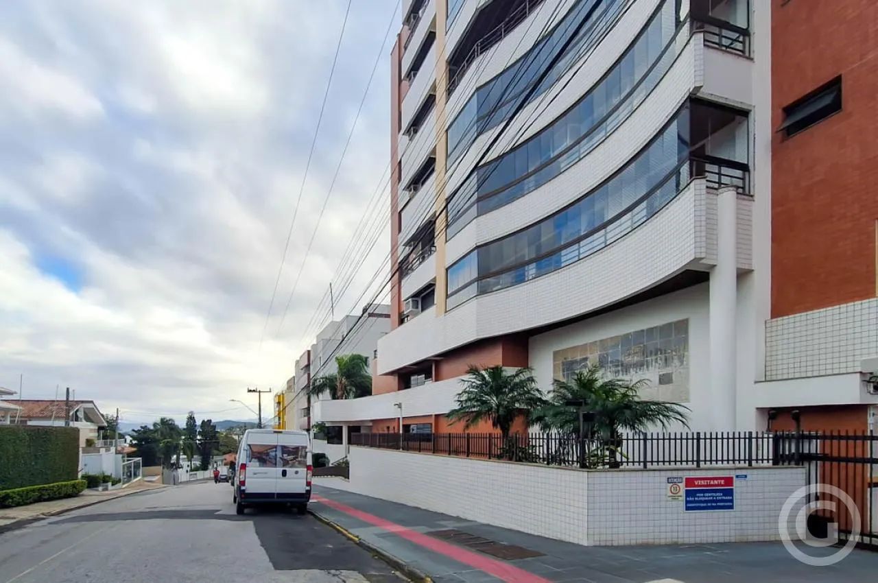 Espaço, conforto e vista para o mar no bairro Bom Abrigo, Florianópolis - Foto 4