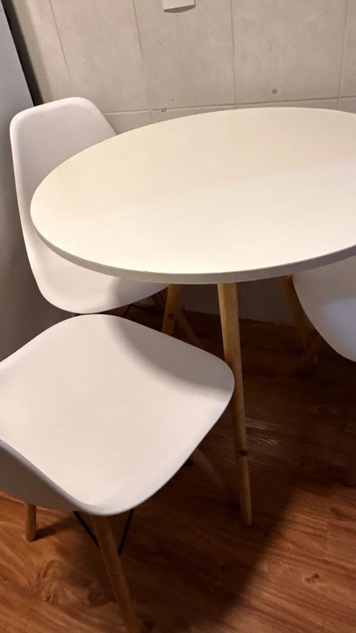 Mesa com cadeiras  - Foto 5