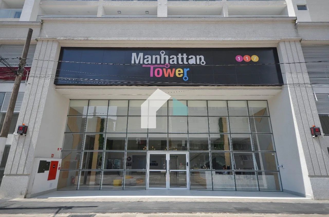 Studio com Ampla Sacada e Andar Alto no Centro de Curitiba - Edifício Manhattan - Foto 4