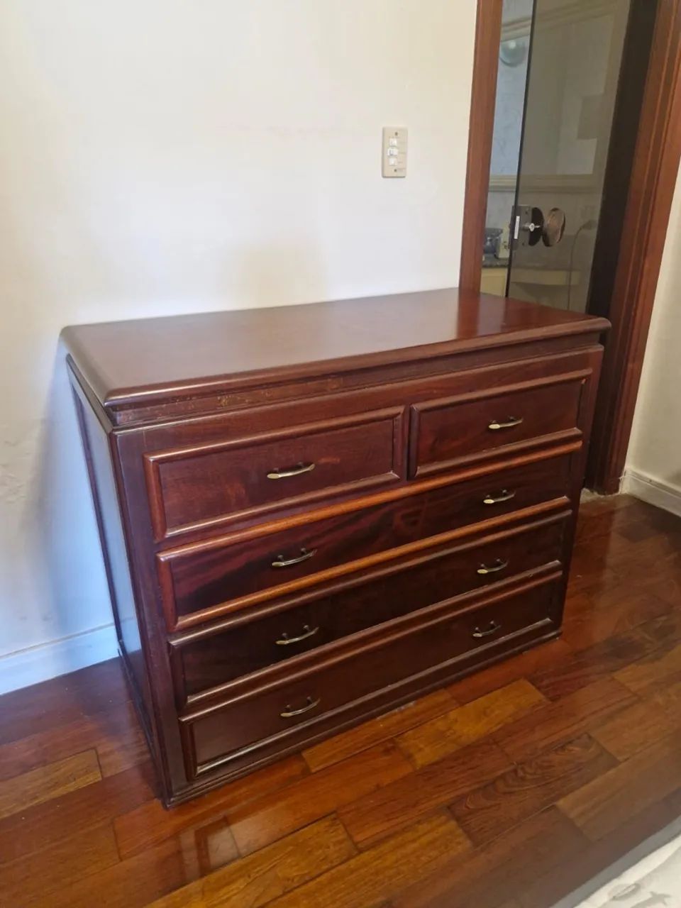 Conjunto Cama Casal com Mesas de Cabeceira e Cômoda 5 Gavetas - Foto 5