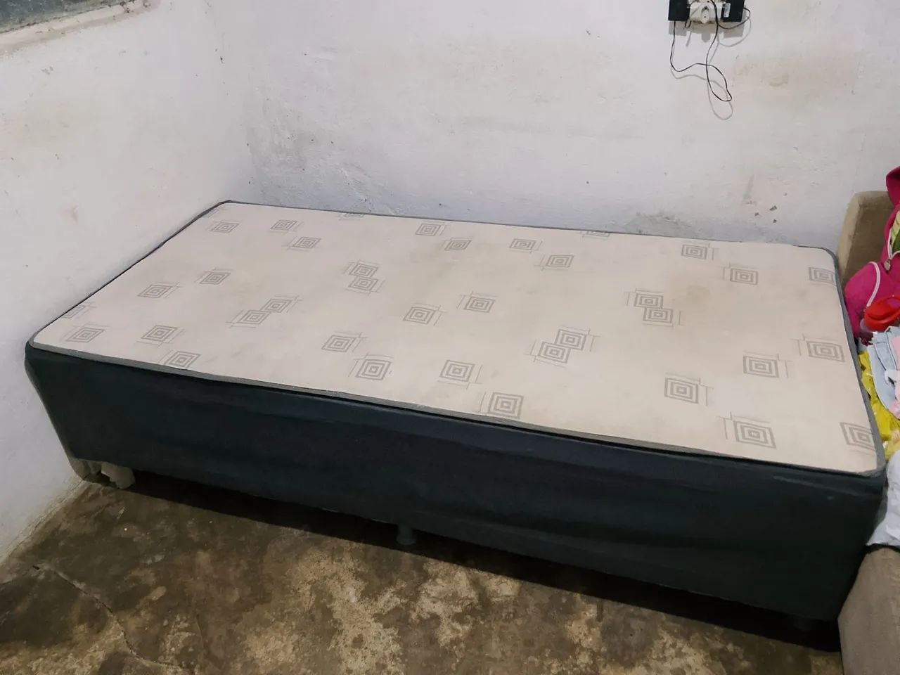 Cama solteiro 