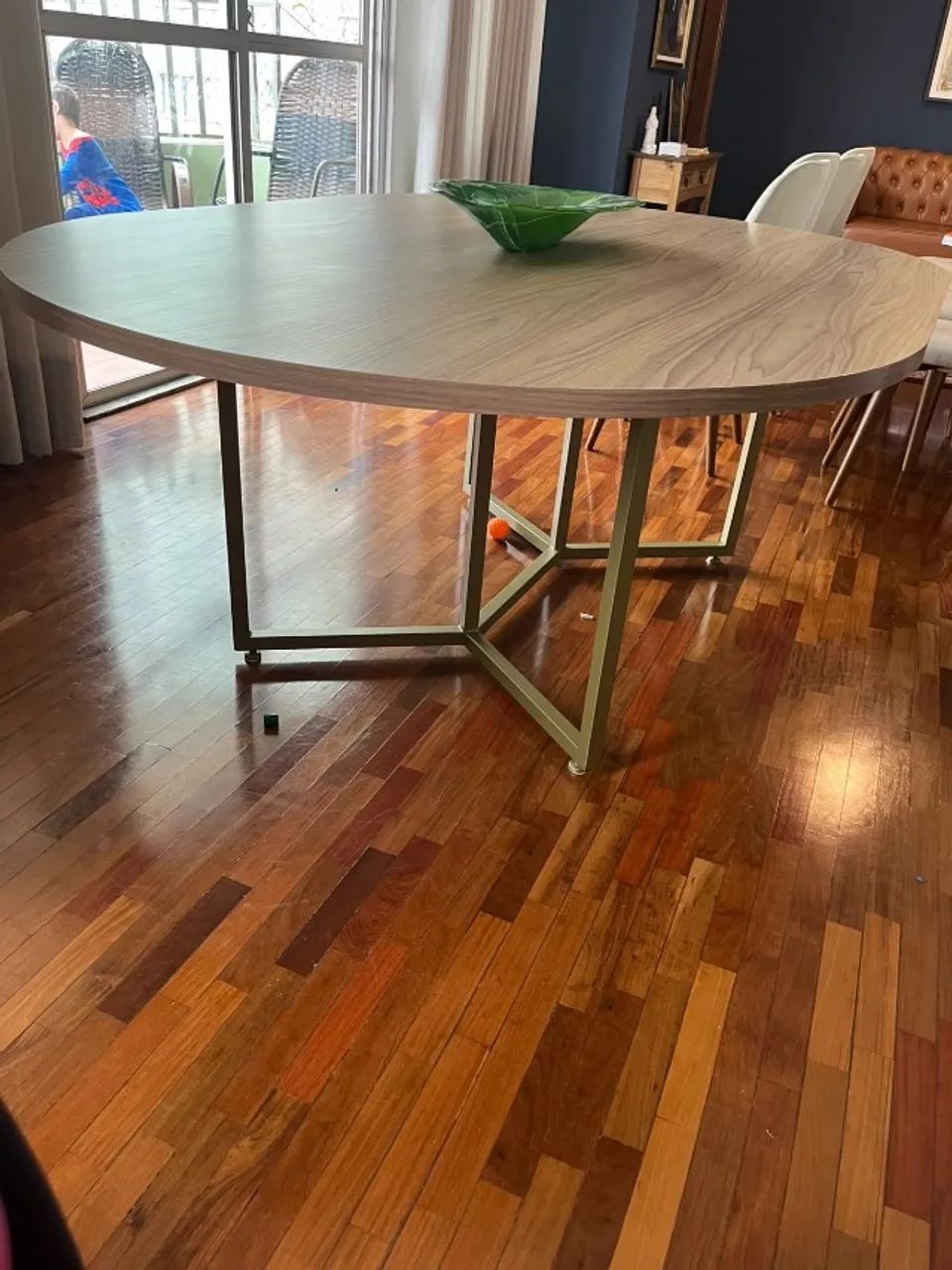 Mesa de jantar oval com 8 cadeiras - Foto 5