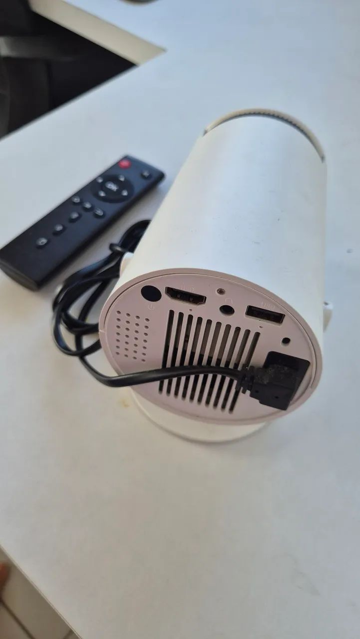 Projetor com controle - Foto 4