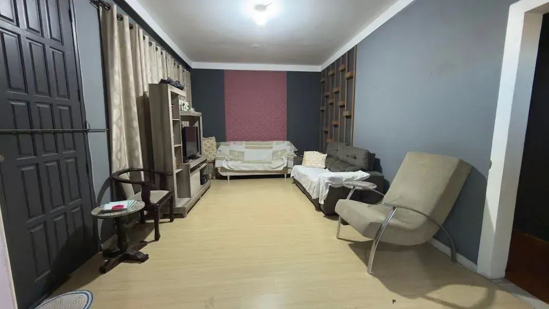 TM - CASA DE 5 QUARTOS NO CENTRO DE VILA VELHA