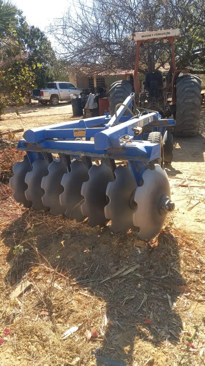 Tratores e máquinas agriculas  - Foto 4