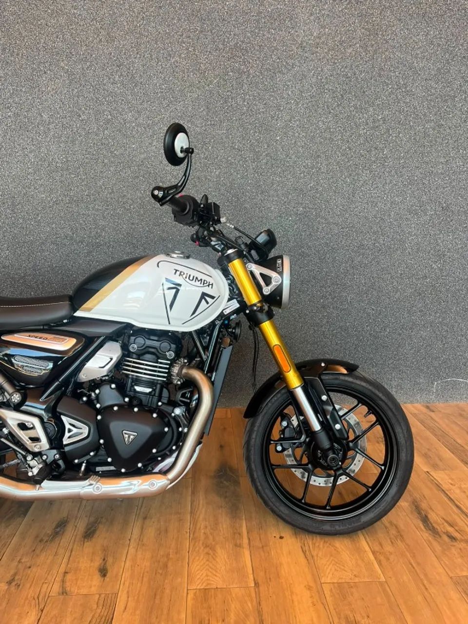 TRIUMPH SPEED 400 - Foto 3
