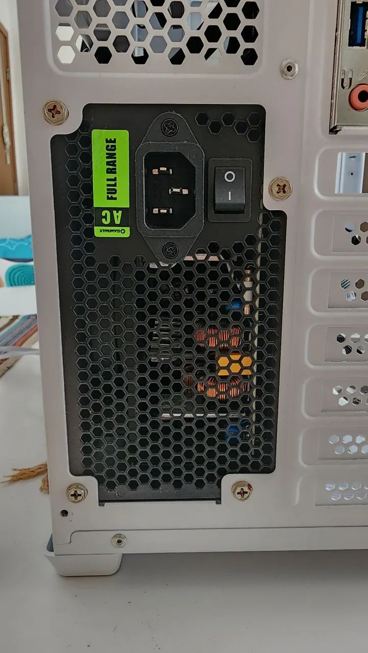 Fonte GamerMax - 600W 80Plus White - Foto 5