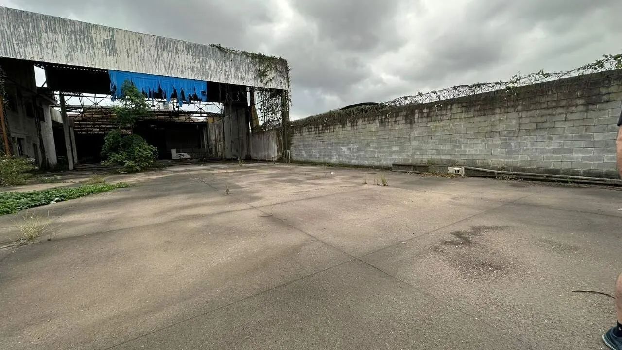 Terreno na Vila Mathias com 748m²