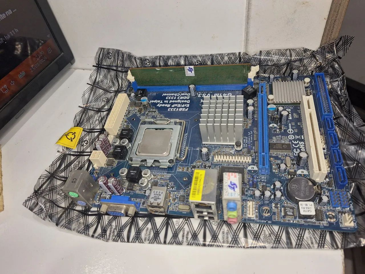 Placa-mãe DDR3 com defeito