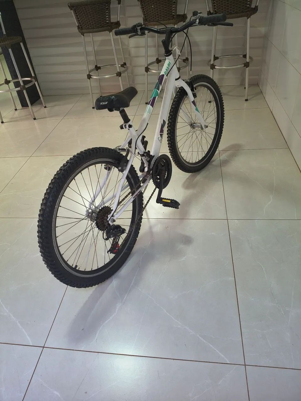Bicicleta aro 24 semi nova - Foto 5