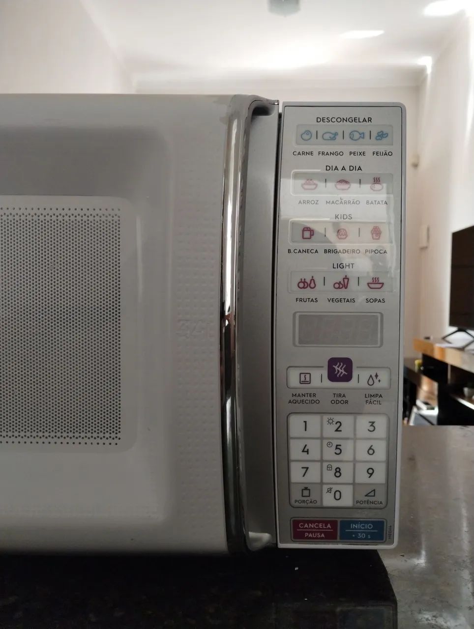 Micro-ondas Electrolux 34L - Foto 5