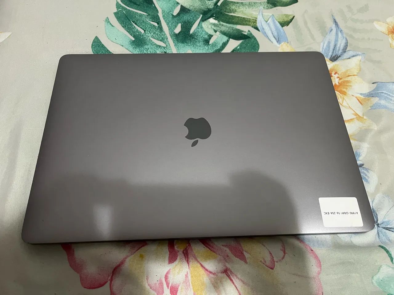 MacBook本体 MacBook Pro 512GB 2018 MacBook Pro (15 polegadas, 2018) - Especificações técnicas