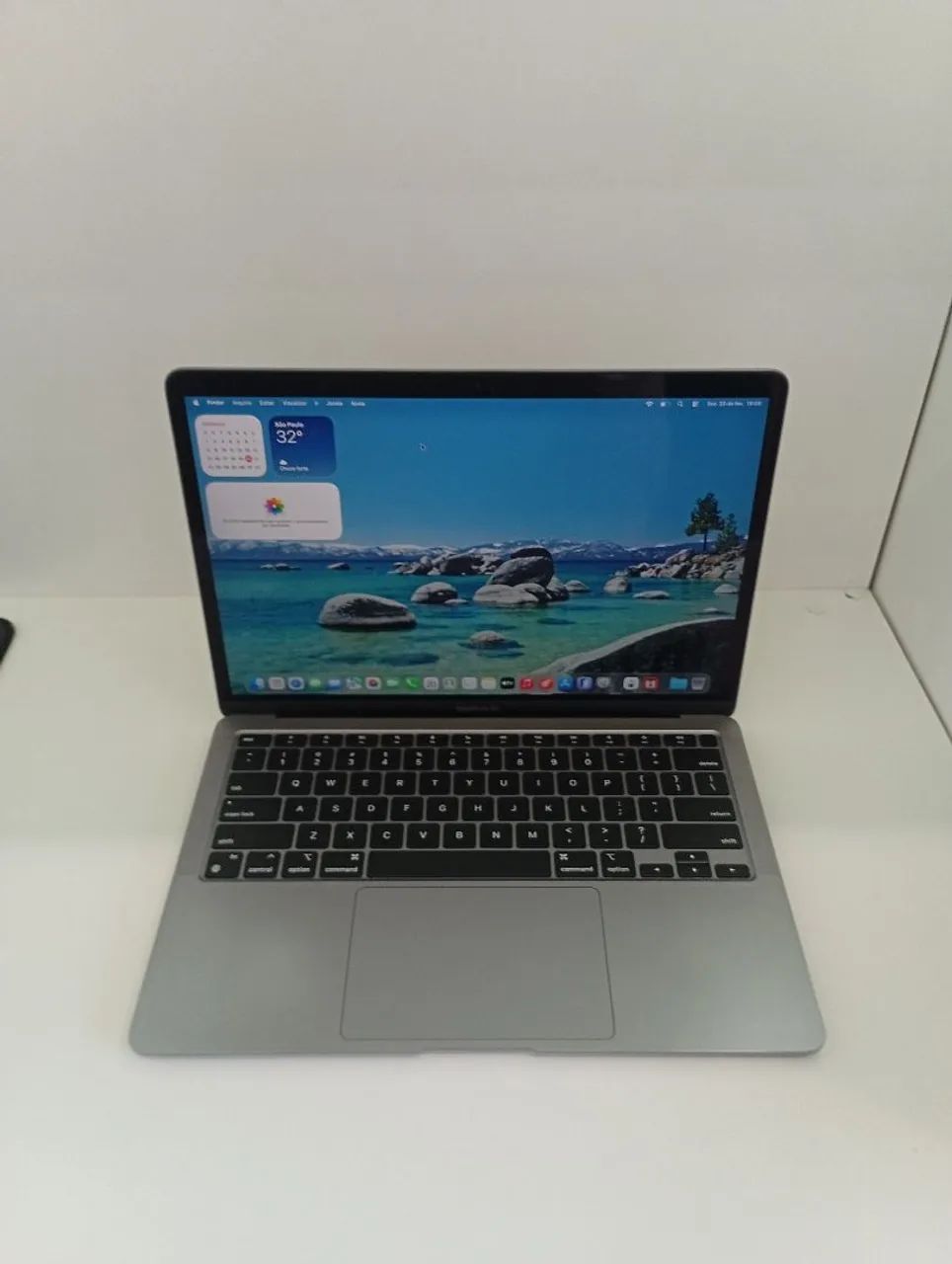 MacBook Air M1 2020