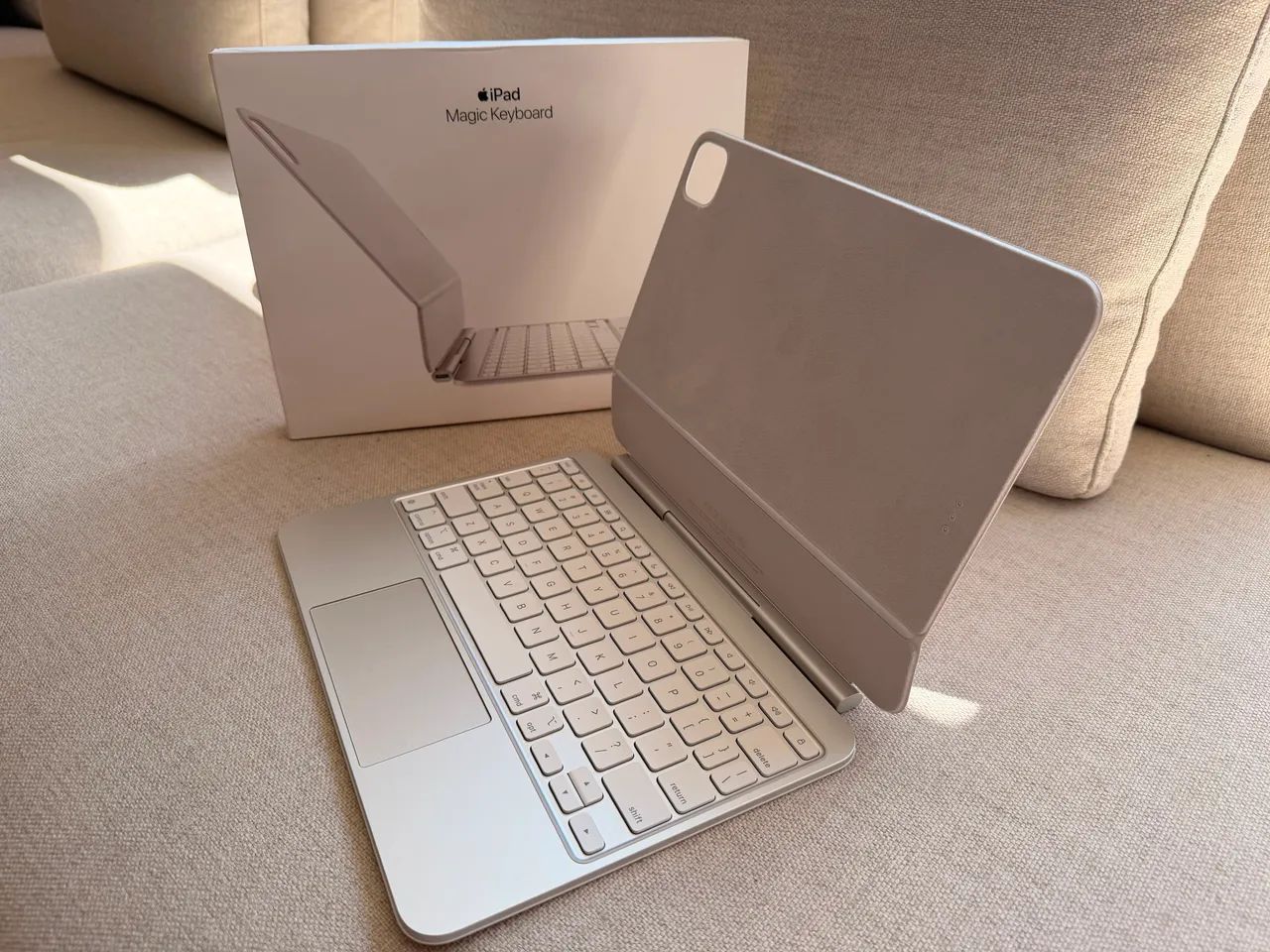 Magic Keyboard Para iPad Pro De 11 Polegadas (m4, M5) - Foto 2