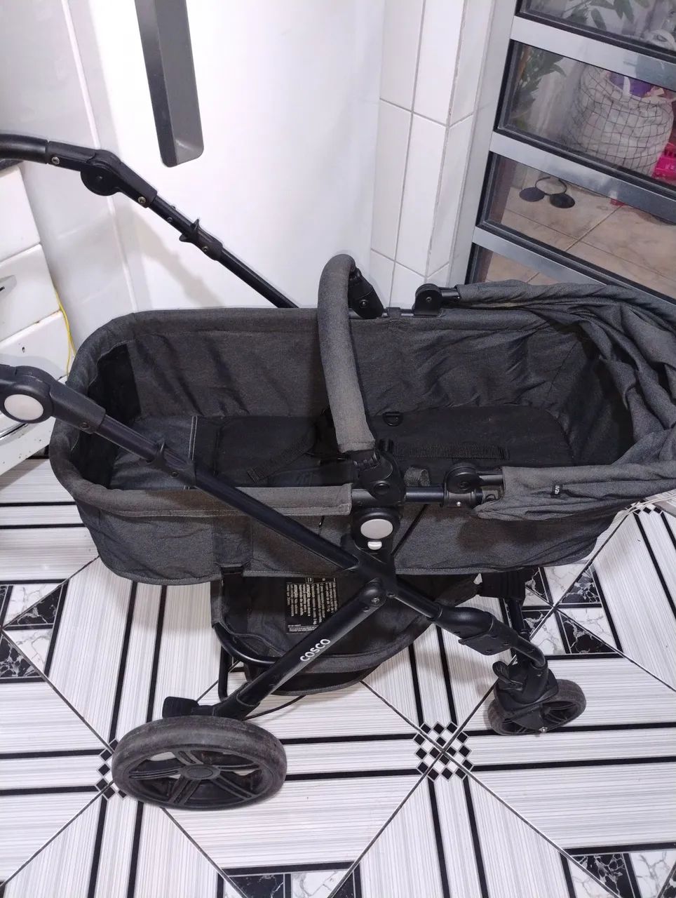 Carrinho de bebê Moisés Cosco - Reclinável  - Foto 3