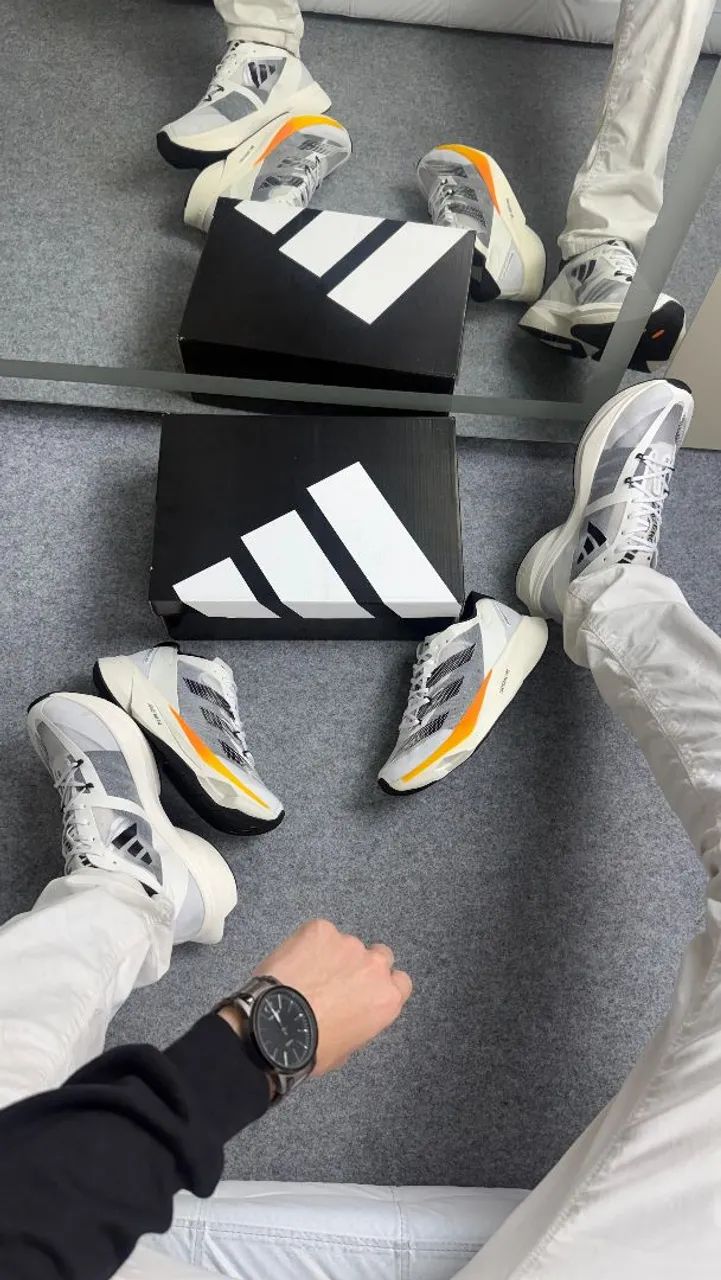 Tênis Adidas Adizero Adios Pro 3 branco e laranja - Calçados