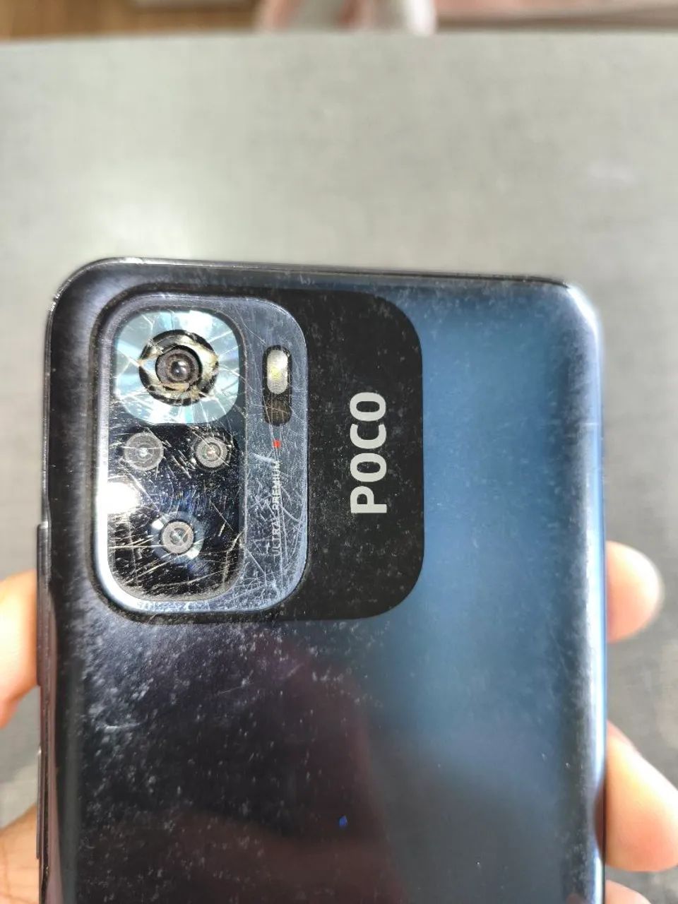 Vendo celular Poco m5s 128gb de armazenamento e 6gb de ram