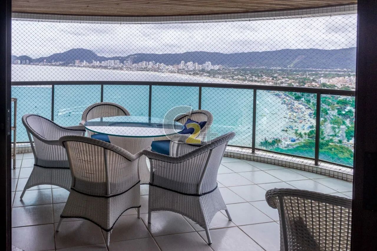 Apartamento à venda na Enseada Guarujá com 4 suítes e 3 vagas