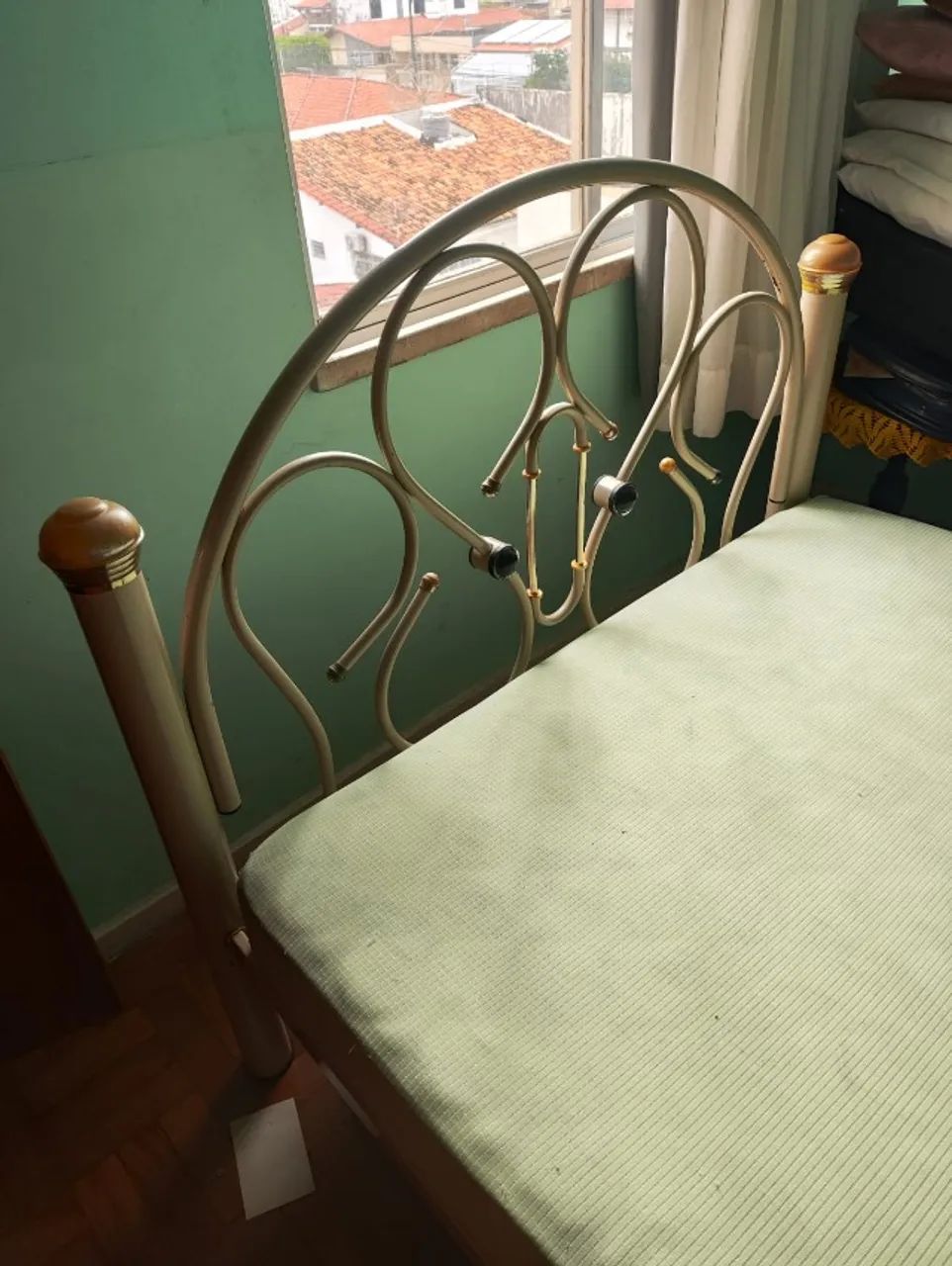 Cama de casal com colchão base metalica - Foto 2