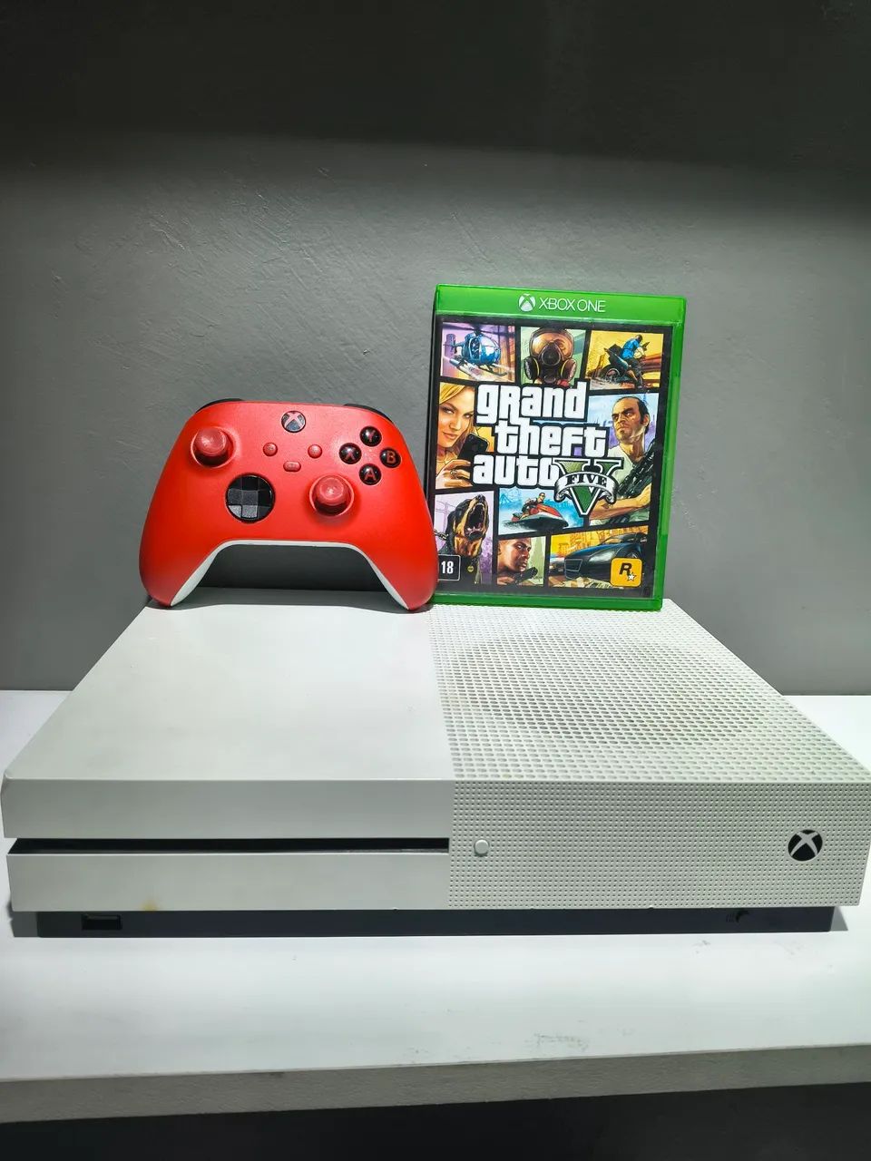 xbox one s com GTA V - Foto 3