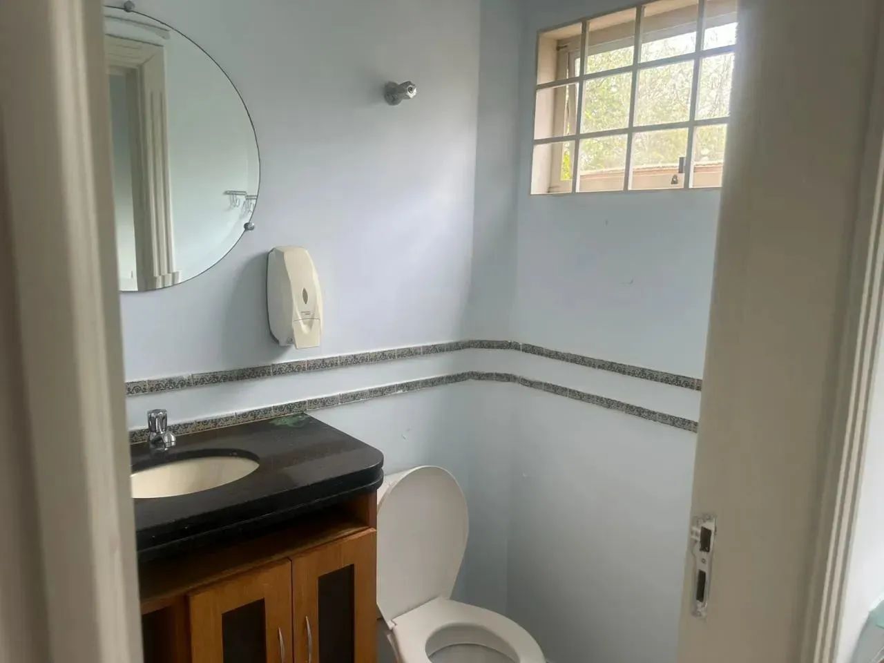 Sala/Conjunto para aluguel possui 150 metros quadrados - Foto 12