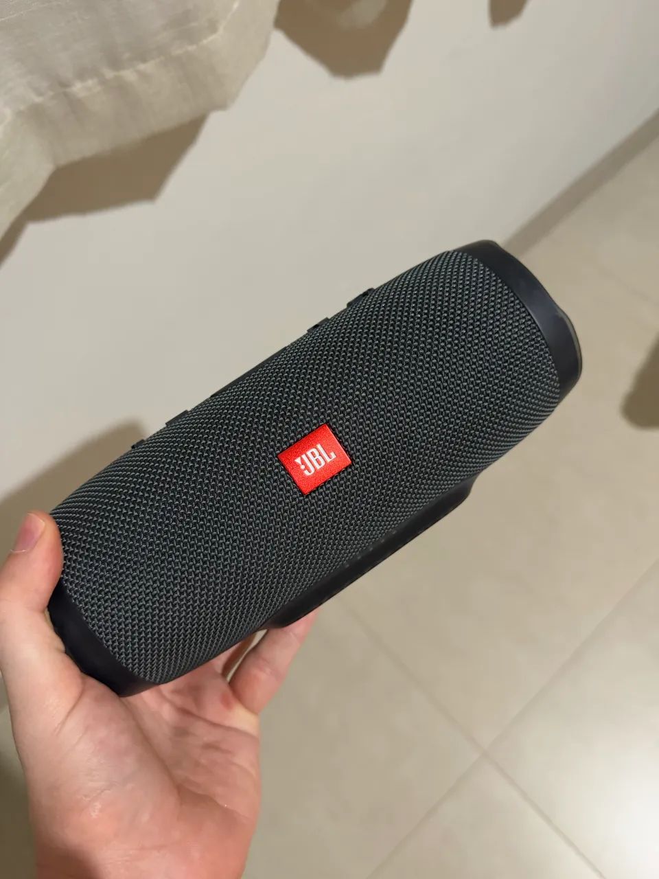JBL charge essential