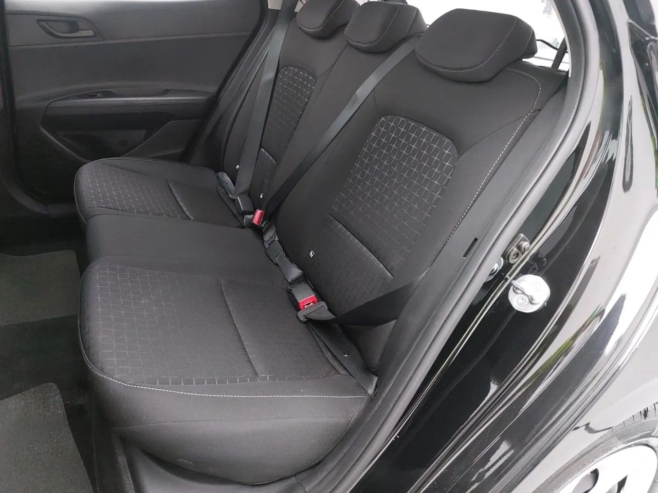 Hyundai HB20 Comfort Plus 1.0 Flex 12V Mec., foto 17 de 18