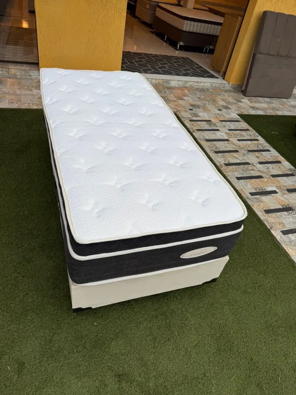 Cama box Solteiro MAXFLEX SEMINOVO - Entrego!  - Foto 2