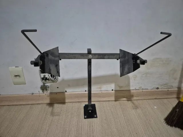 Suporte tv antigo - Foto 2