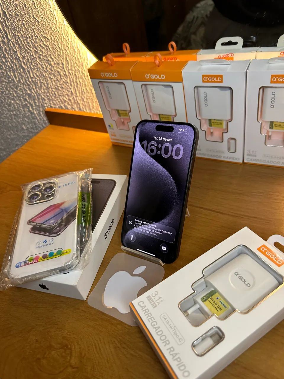 IPhone 15 Pro 256GB - Foto 2
