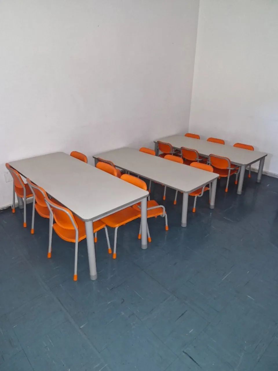 Kits de mesas e cadeiras infantis ideais para escolas - Foto 2