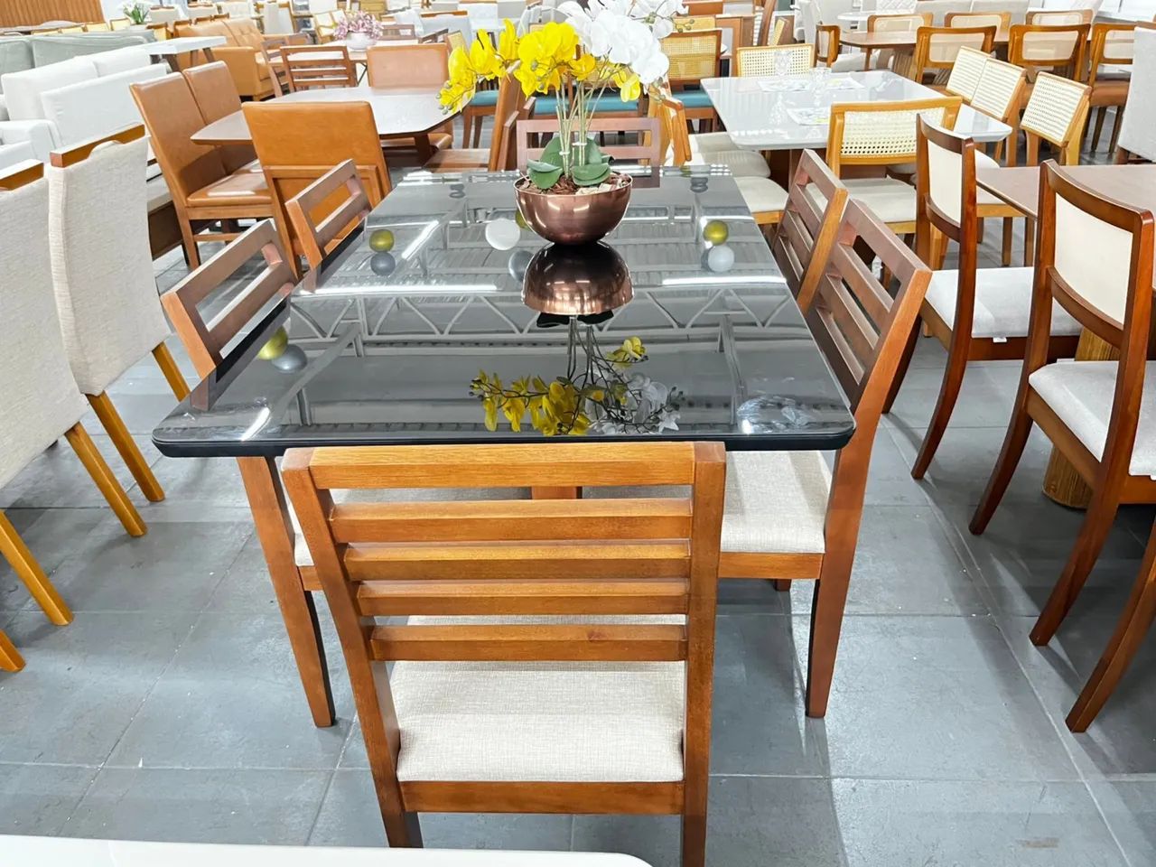 Mesa de jantar madeira 