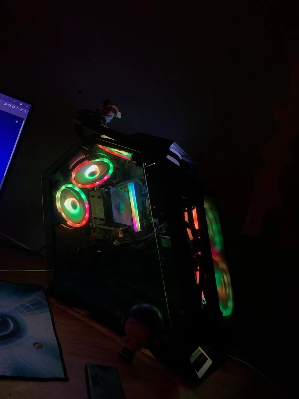Gabinete Gamer + 6 fans rgb rainbow  - Foto 3