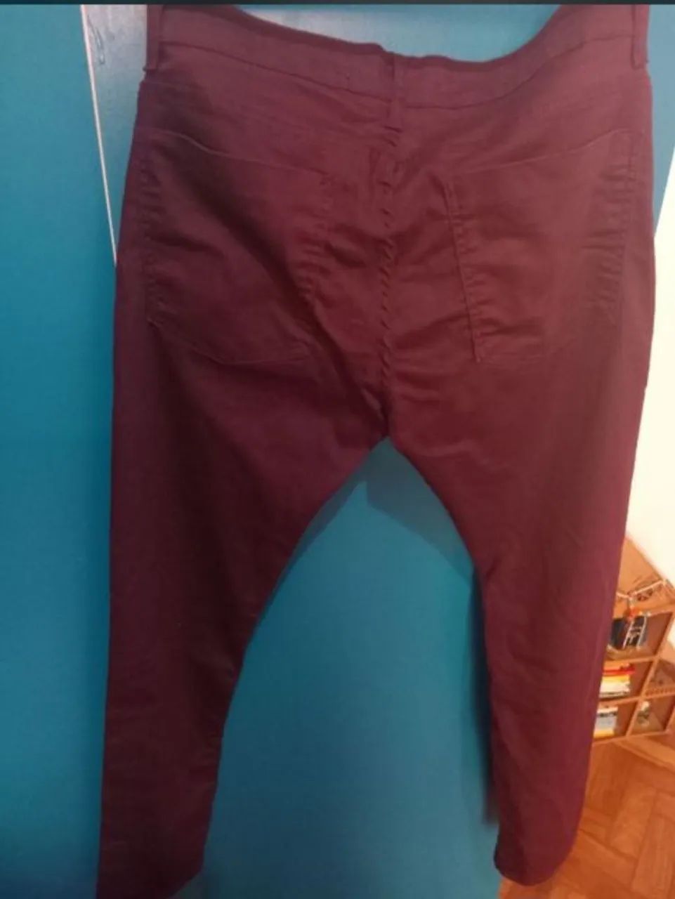 Calça slim request vinho - Foto 3