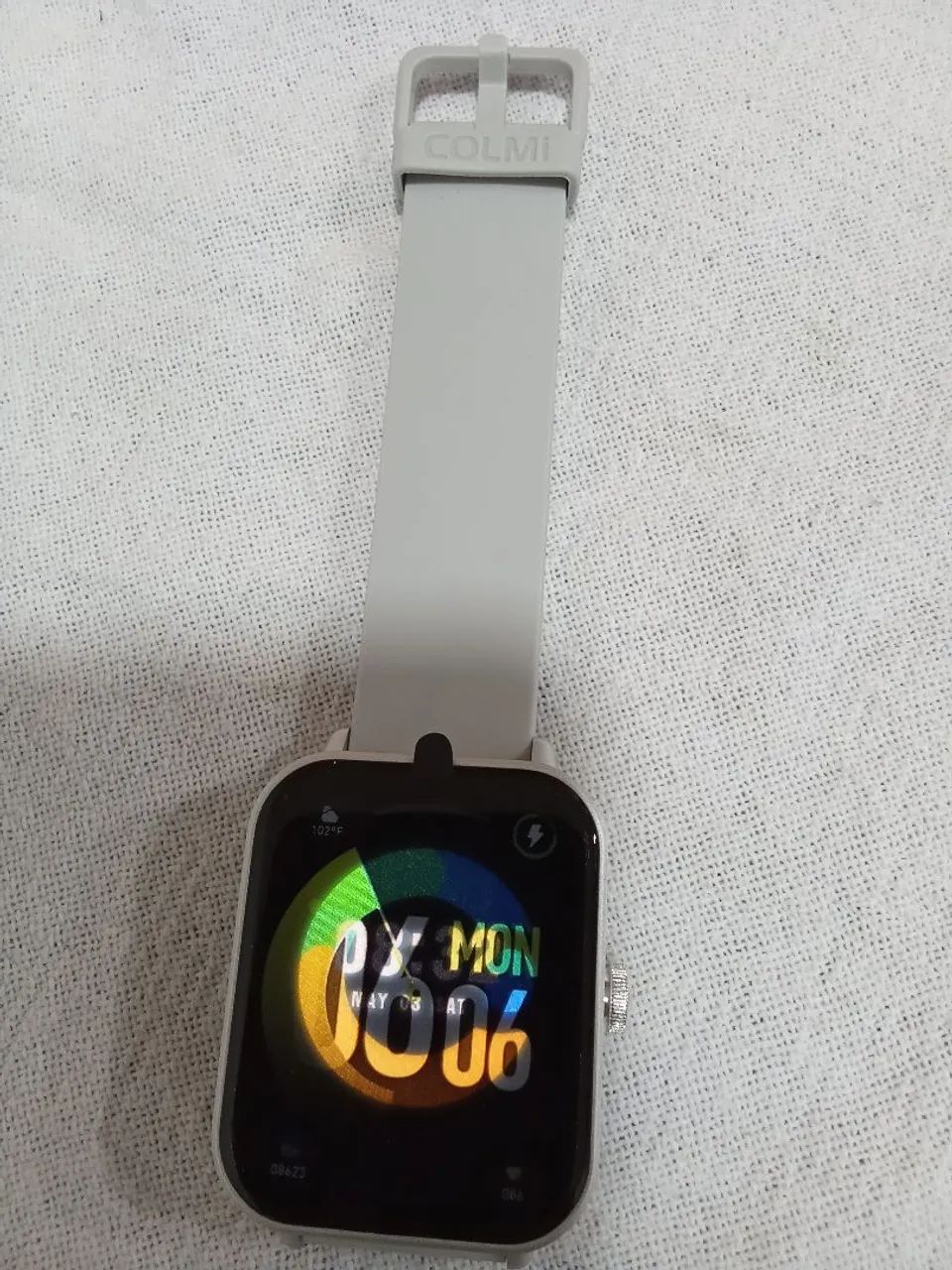 Smartwatch colmi P81 cor prata  - Foto 4