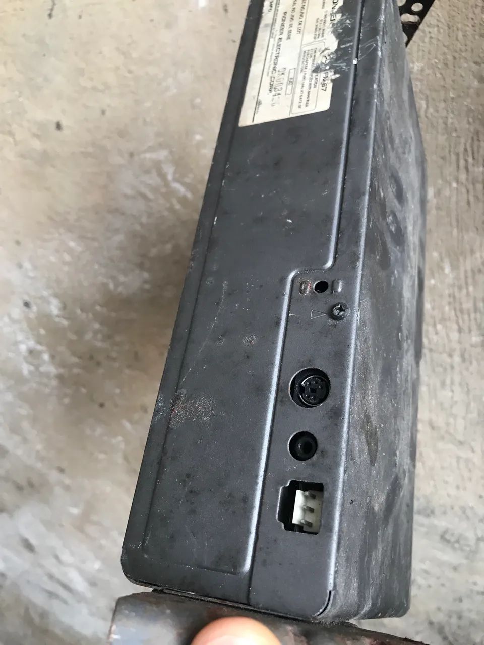 Disqueteira Pioneer CDX-FM67 6 CDs - Peças para carros, vans e