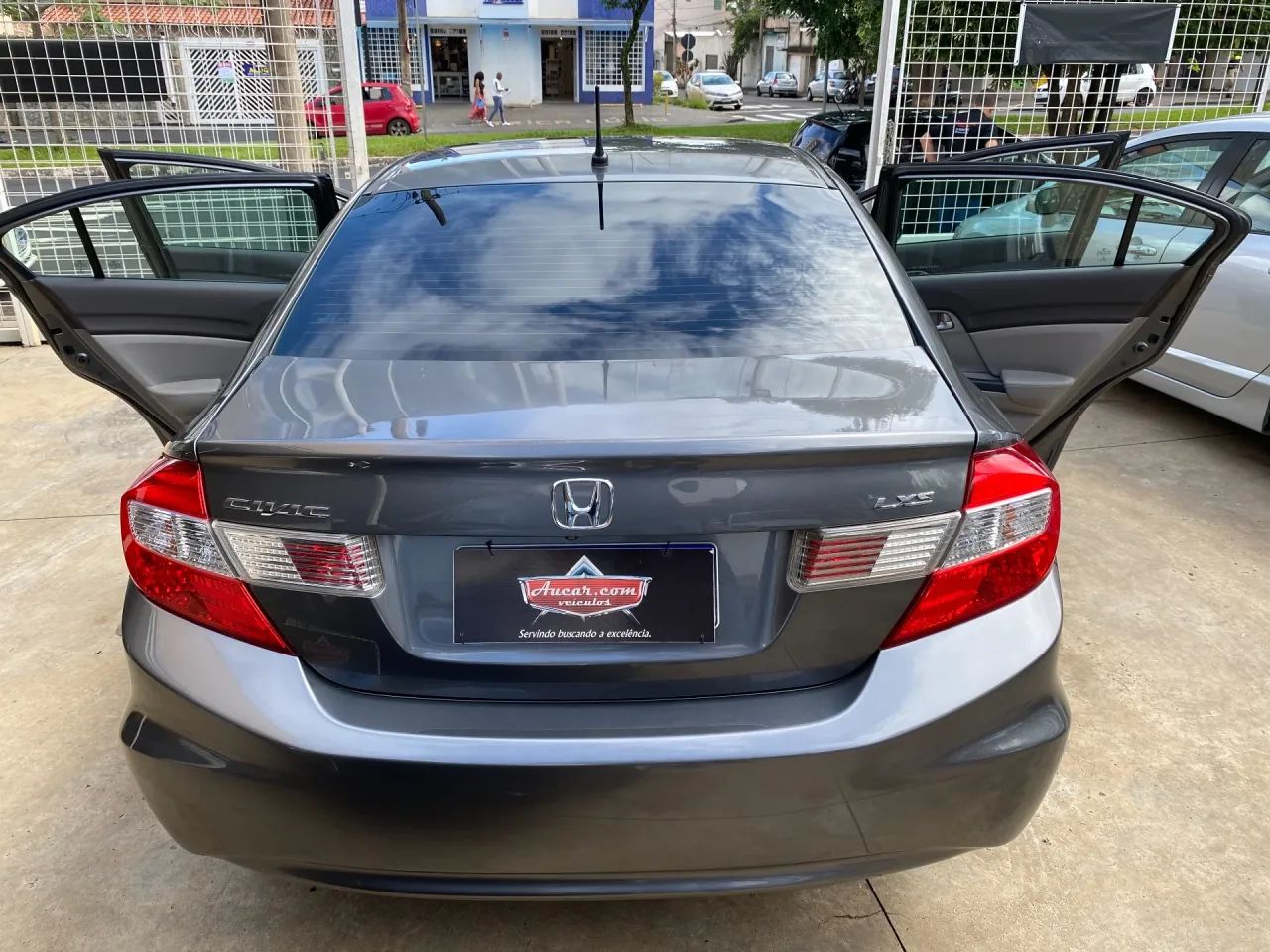 Honda Civic Sedan LXS 1.8/1.8 Flex 16V Mec. 4P 2014 - Foto 4