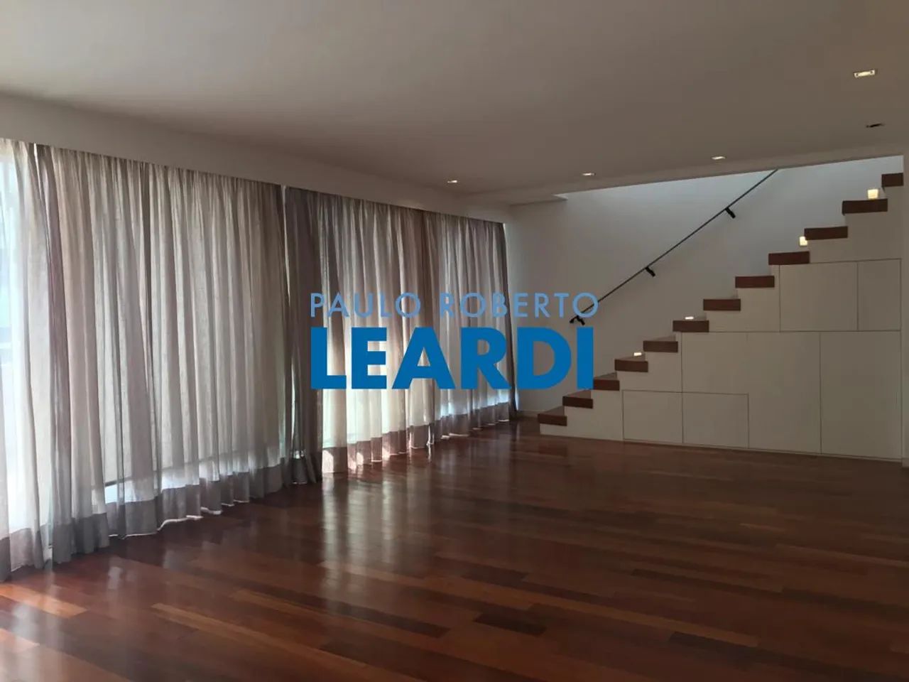 COBERTURA - VILA MADALENA - SP