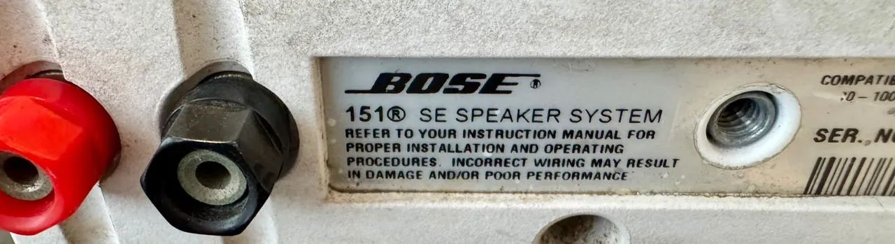 Caixas Bose 151-SE Com Suporte Original - Internas ou Externas - Funcionando 100% - Foto 3