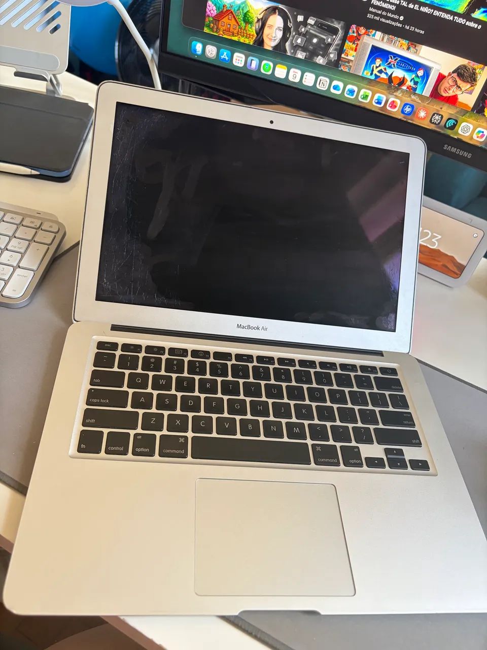MacBook Air 2010 - Core 2 Duo | 4GB RAM | Funcional - Foto 2